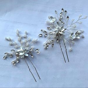Beaded floral hair pins